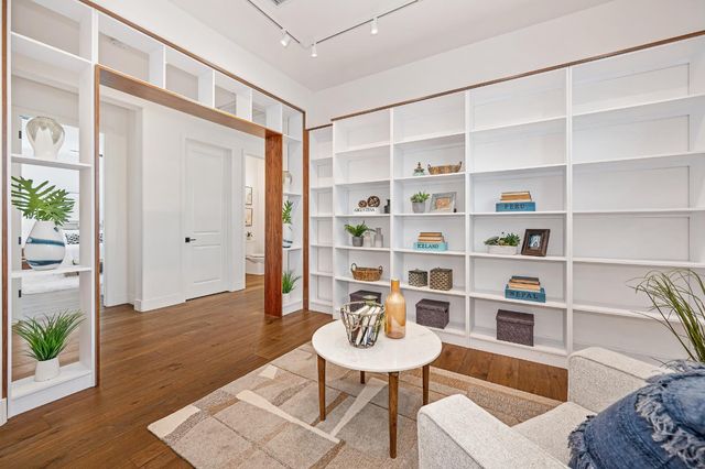 3017 Bedford Falls Way, Sacramento, CA 95818
