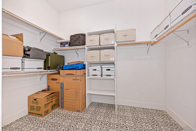 3017 Bedford Falls Way, Sacramento, CA 95818