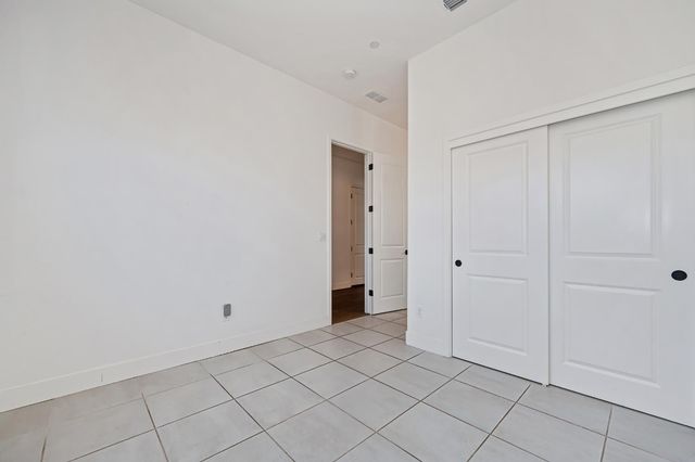 3017 Bedford Falls Way, Sacramento, CA 95818
