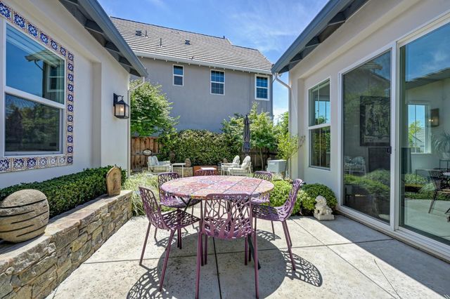 3017 Bedford Falls Way, Sacramento, CA 95818