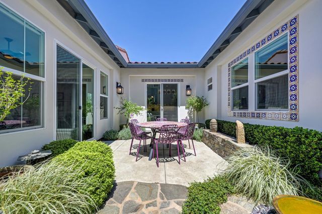 3017 Bedford Falls Way, Sacramento, CA 95818