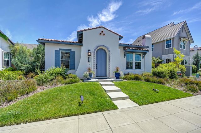 3017 Bedford Falls Way, Sacramento, CA 95818