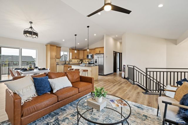 3009 FRAN WAY, Rapid City, SD 57703