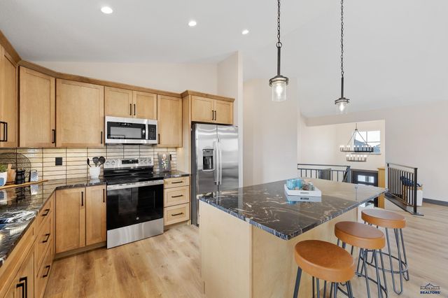 3009 FRAN WAY, Rapid City, SD 57703