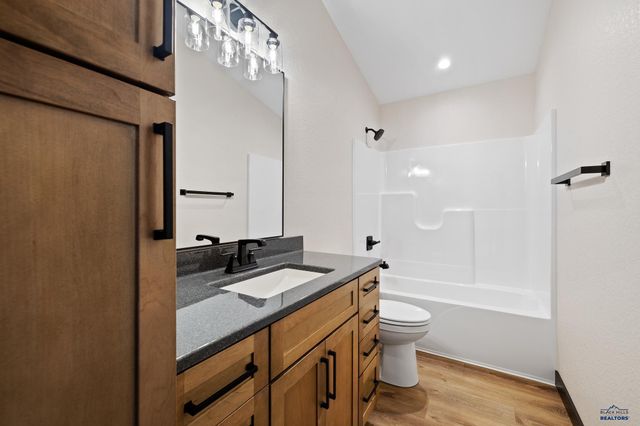 3009 FRAN WAY, Rapid City, SD 57703