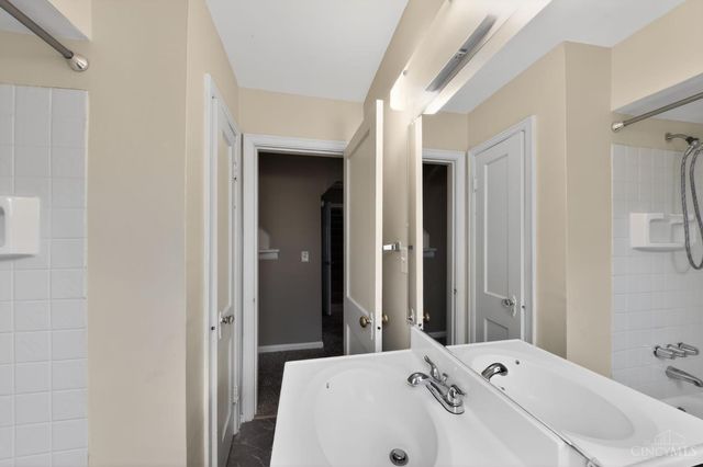 7352 Clovernook Avenue, Mt Healthy, OH 45231