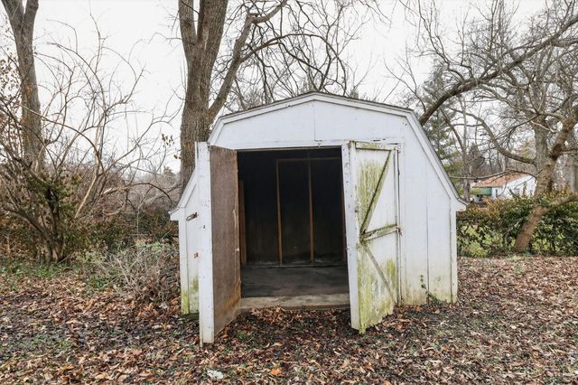 7352 Clovernook Avenue, Mt Healthy, OH 45231