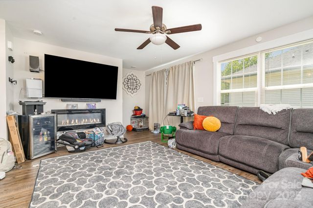 1236 Perkins Street, Gastonia, NC 28054