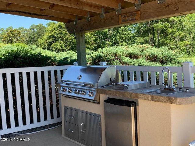 21 Meadow Lane, Arapahoe, NC 28510