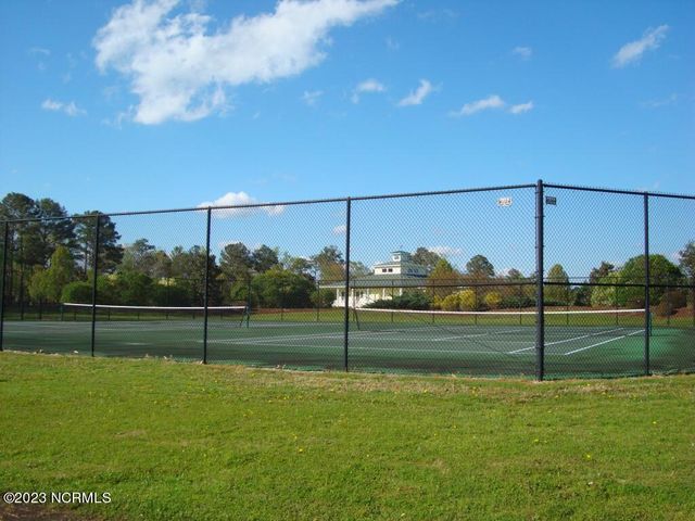 21 Meadow Lane, Arapahoe, NC 28510