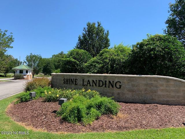 21 Meadow Lane, Arapahoe, NC 28510