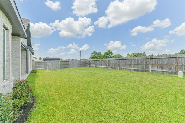 12518 Blossom Drive, Tomball, TX 77375