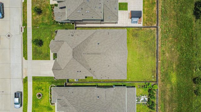 12518 Blossom Drive, Tomball, TX 77375