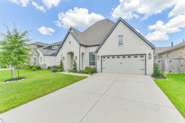 12518 Blossom Drive, Tomball, TX 77375