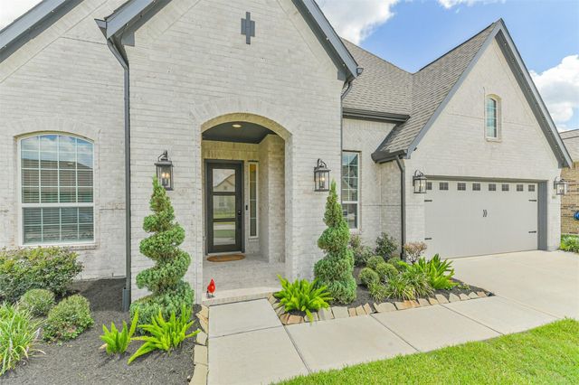 12518 Blossom Drive, Tomball, TX 77375