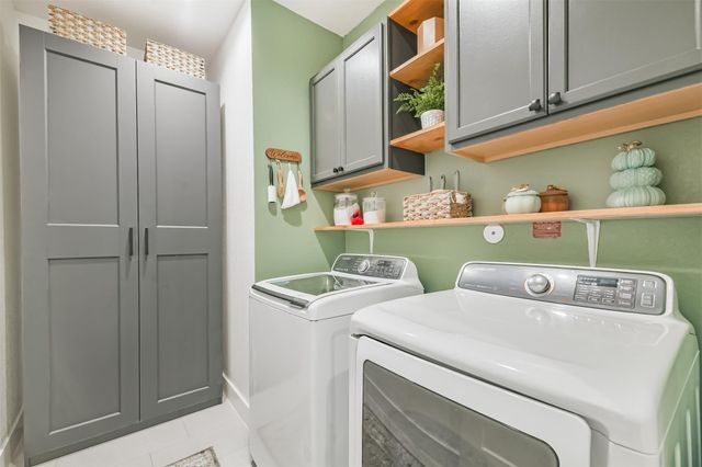 12518 Blossom Drive, Tomball, TX 77375
