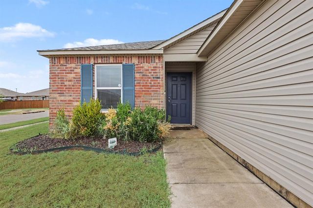 9638 High Noon Road, Yukon, OK 73099