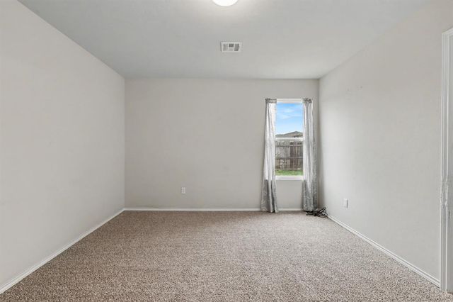 9638 High Noon Road, Yukon, OK 73099