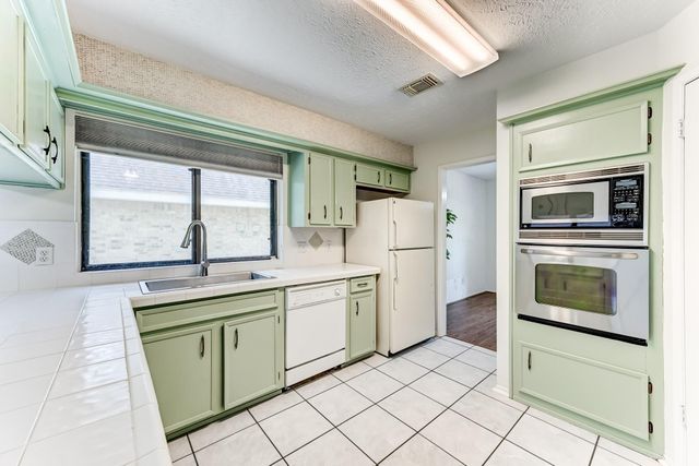 3631 Rolling Terrace Drive, Spring, TX 77388
