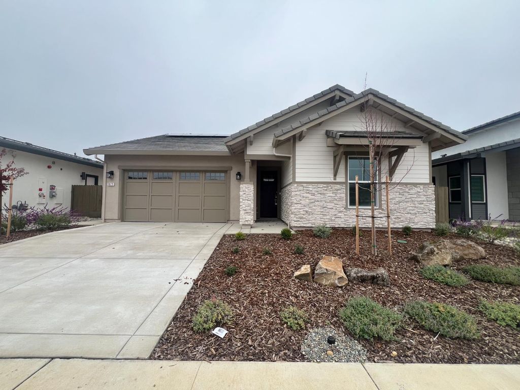9073 Elliott Springs Dr, Elk Grove, CA 95624