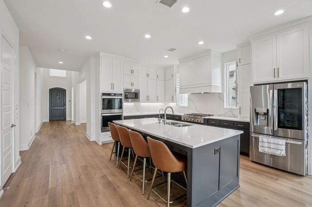 3960 Medio Creek Drive, Prosper, TX 75078