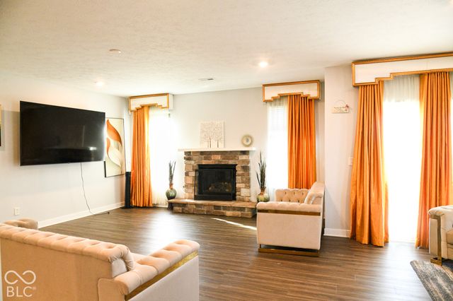6008 Phillips Drive, Brownsburg, IN 46112