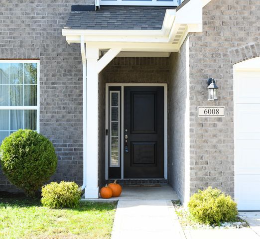 6008 Phillips Drive, Brownsburg, IN 46112