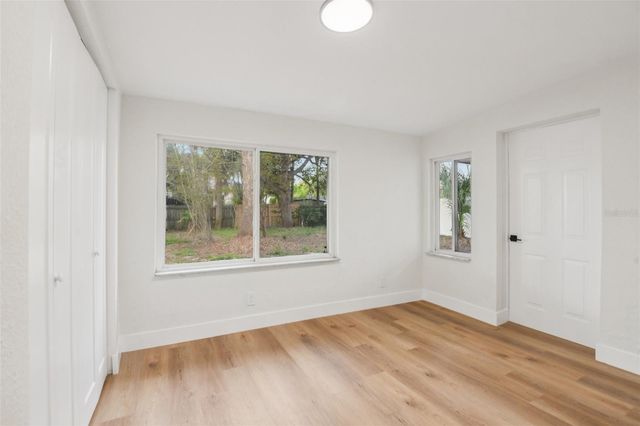 920 43RD AVENUE NE, St Petersburg, FL 33703