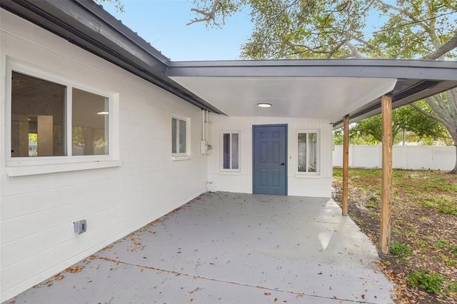 920 43RD AVENUE NE, St Petersburg, FL 33703