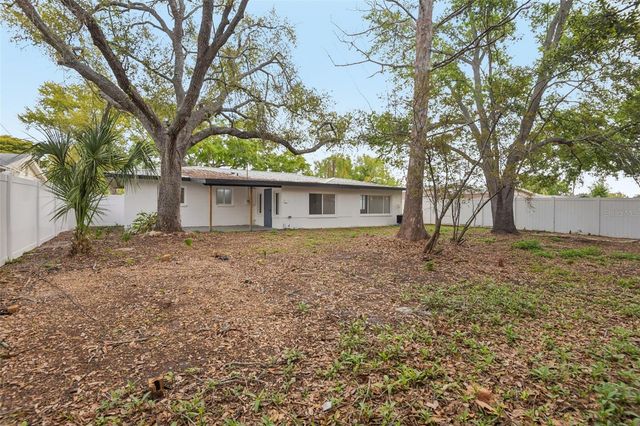 920 43RD AVENUE NE, St Petersburg, FL 33703