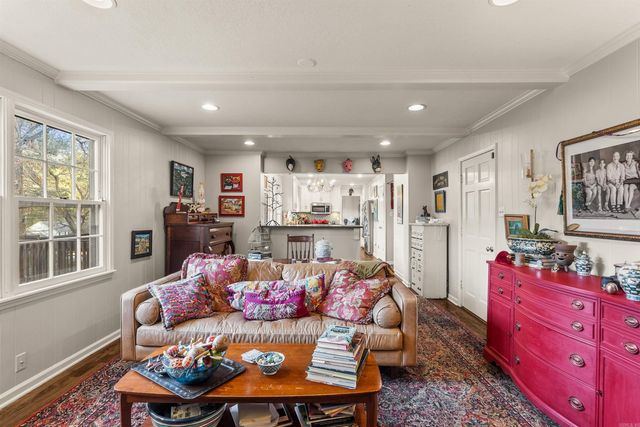 8 Bugle Court, Little Rock, AR 72227