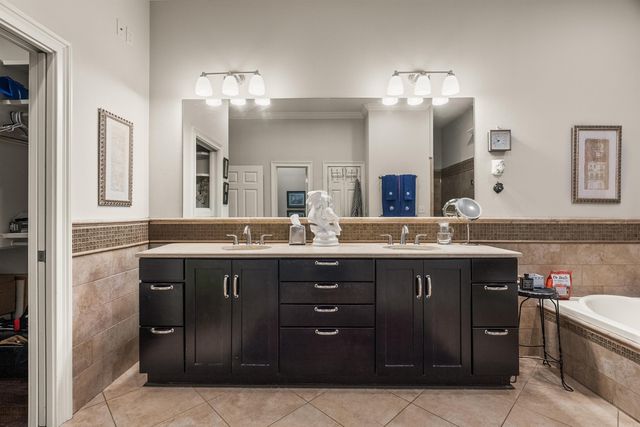 8 Bugle Court, Little Rock, AR 72227