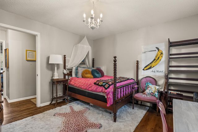 8 Bugle Court, Little Rock, AR 72227