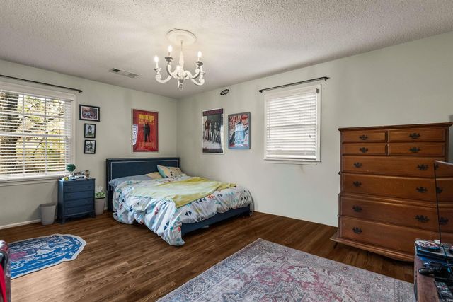 8 Bugle Court, Little Rock, AR 72227