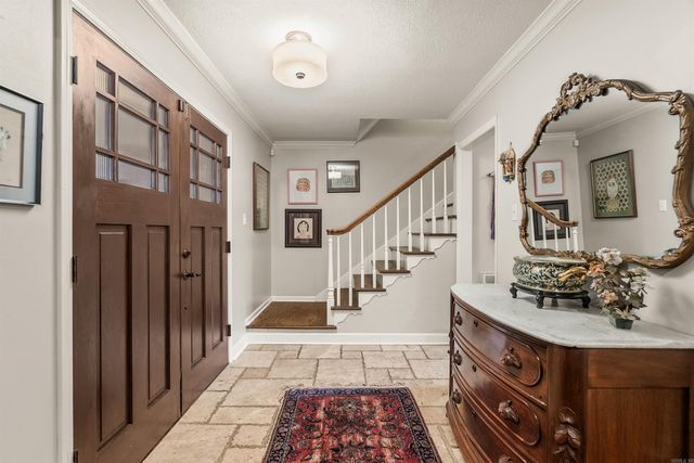 8 Bugle Court, Little Rock, AR 72227