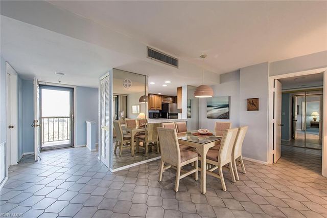 17 BLUEBILL AVE 1102, Naples, FL 34108