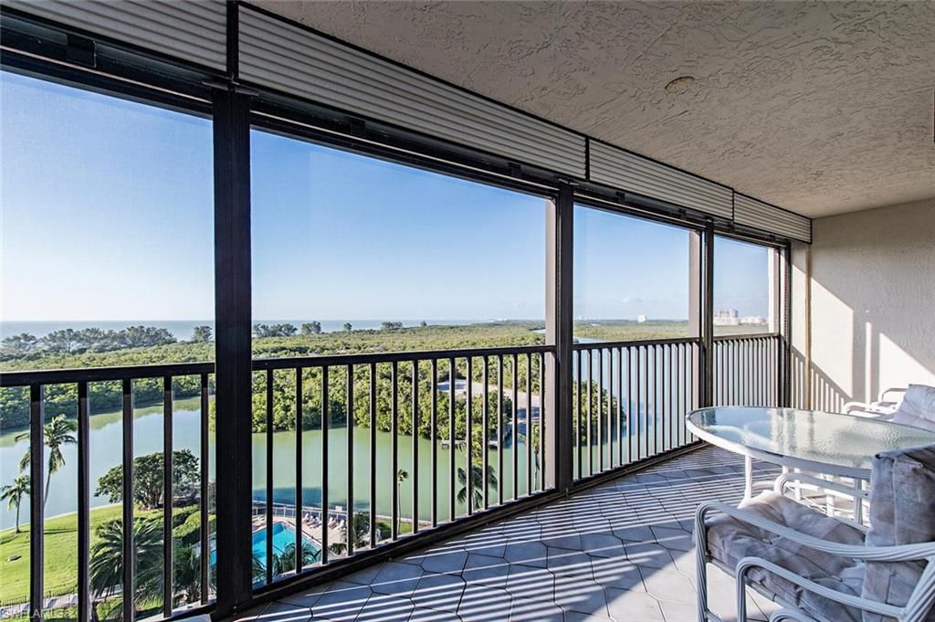 17 BLUEBILL AVE 1102, Naples, FL 34108