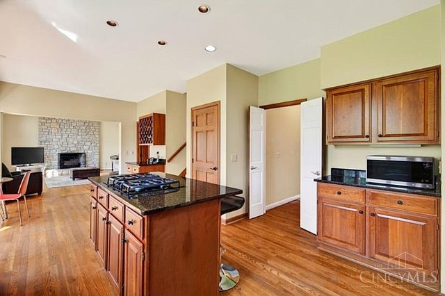 9235 Applecrest Court, Symmes Twp, OH 45242