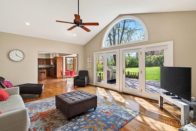 9235 Applecrest Court, Symmes Twp, OH 45242