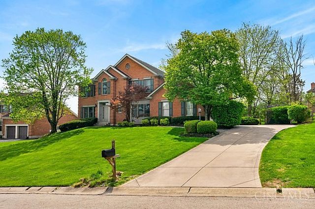 9235 Applecrest Court, Symmes Twp, OH 45242