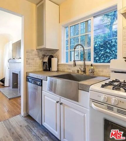 11325 Mississippi Avenue A, West Los Angeles, CA 90025