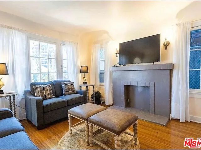 11325 Mississippi Avenue A, West Los Angeles, CA 90025