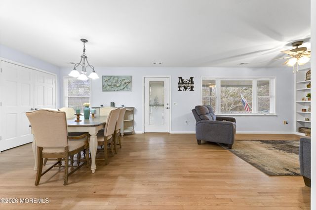 364 Railroad Avenue, Bayville, NJ 08721