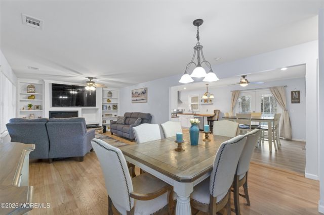 364 Railroad Avenue, Bayville, NJ 08721