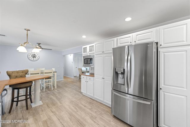 364 Railroad Avenue, Bayville, NJ 08721