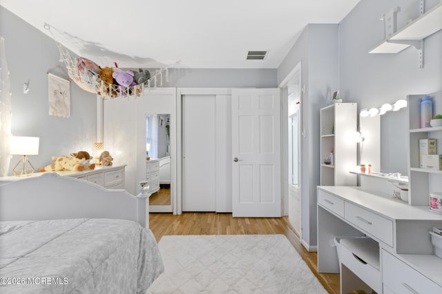 364 Railroad Avenue, Bayville, NJ 08721