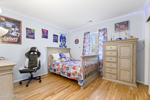 364 Railroad Avenue, Bayville, NJ 08721