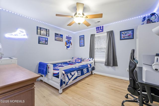 364 Railroad Avenue, Bayville, NJ 08721