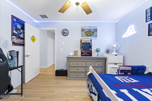 364 Railroad Avenue, Bayville, NJ 08721