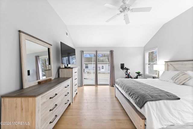 364 Railroad Avenue, Bayville, NJ 08721